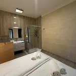 Homestay Highlands Gozo Pool & View