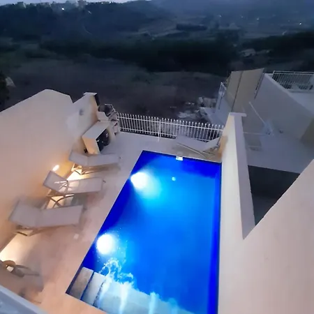 Homestay szállás Highlands Gozo Pool & View *
