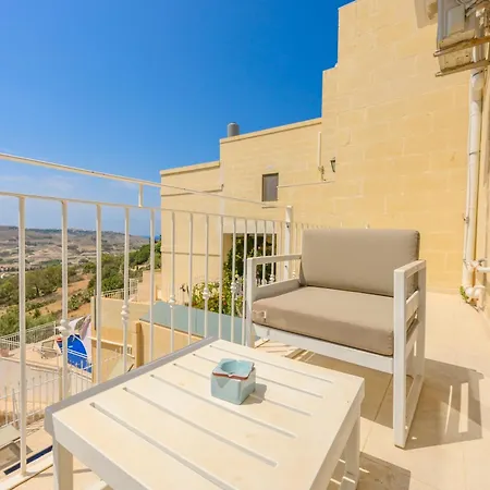 Staytopus Highlands Gozo Pool & View * Xagħra